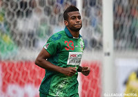 レオミネイロの今季8点目となるゴールで同点に追いついた岐阜【明治安田Ｊ２ 第42節 岐阜vs福岡】（2/3）