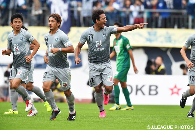 2ゴールで勝利に貢献したウェリントン（福岡）【明治安田Ｊ２ 第42節 岐阜vs福岡】（3/3）