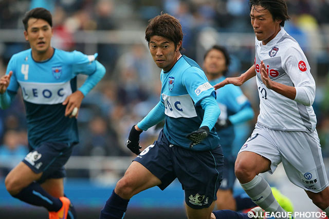 無失点での勝利に貢献した市村　篤司（横浜FC #15）【明治安田Ｊ２ 第42節 横浜FCvs群馬】（3/3）