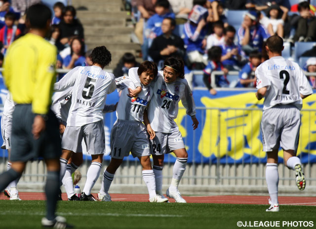 Ｊ１復帰初戦となった横浜FM戦で逆転ゴール。09年の広島の躍進を牽引した（2009年3月7日）【佐藤　寿人 158の軌跡】