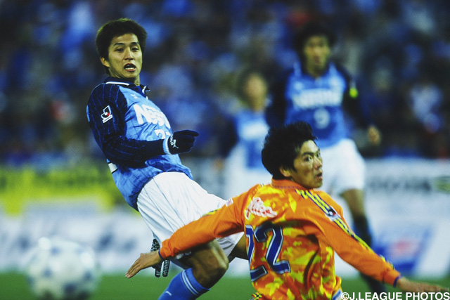 高原に代わって途中出場した福西（第2戦）【王者の系譜 1999年 磐田】
