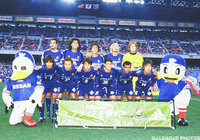 2ndステージ優勝を懸けた一戦に臨む横浜FMのメンバー【王者の系譜 2003年 横浜FM】