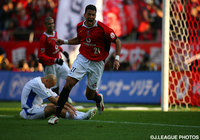 ゴールを決め歓喜するワシントン【王者の系譜 2006年 浦和】