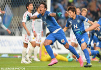 待望の先制点を決め、雄たけびを上げるウェリントン（福岡）【Ｊ１昇格プレーオフ 準決勝 福岡vs長崎】（9/15）