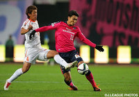 身体能力の高さを生かし、愛媛ゴールを再三脅かした田代　有三（Ｃ大阪）【Ｊ１昇格プレーオフ 準決勝 Ｃ大阪vs愛媛】（10/15）