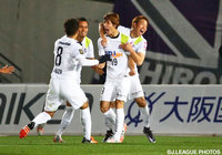 後半アディショナルタイム1分、起死回生の同点ゴールを挙げた佐々木　翔（広島）【明治安田ＣＳ 決勝 第1戦 Ｇ大阪vs広島】（16/21）