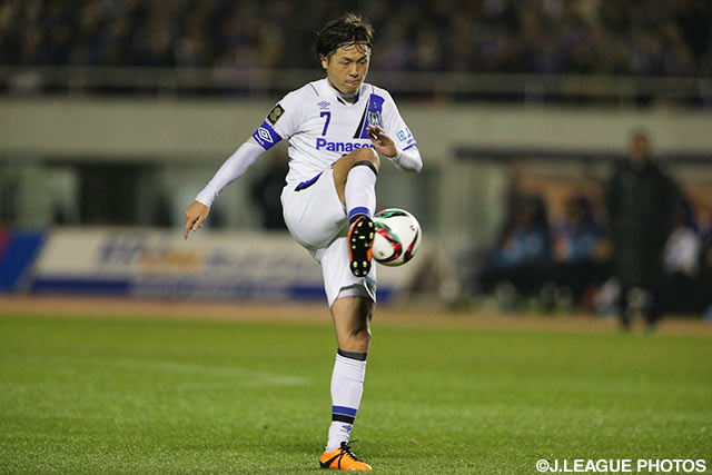 CKから待望の先制点を導いた遠藤　保仁（Ｇ大阪）【明治安田ＣＳ 決勝 第2戦 広島vsＧ大阪】（16/26）