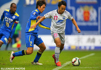 試合序盤から積極的にシュートを放った鈴木　崇文（町田）【Ｊ２・Ｊ３入れ替え戦 第2戦 大分vs町田】（8/18）