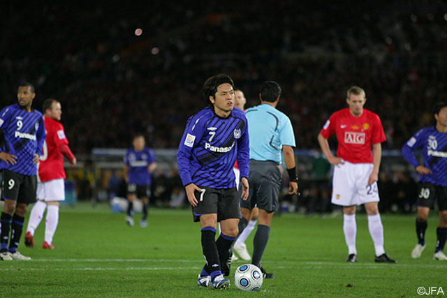 Ｇ大阪にPKが与えられ、遠藤がキッカーを務めた（準決勝 マンチェスター・ユナイテッド戦）【クラブＷ杯 2008年大会 Ｇ大阪】