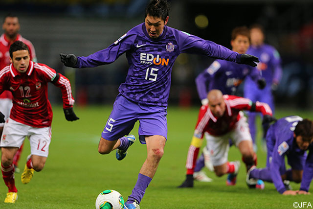 高萩の華麗なプレーは世界にも通ずることを示した（準々決勝 アルアハリ戦）【クラブＷ杯 2012年大会 広島】