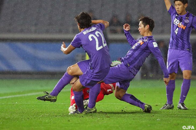 9分に皆川　佑介（#22）がこぼれ球を押し込んで先制した広島【クラブＷ杯 開幕戦 広島vsオークランドシティ】（6/10）