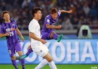 先制点のきっかけとなる強烈なシュートを放った野津田　岳人（広島）【クラブＷ杯 開幕戦 広島vsオークランドシティ】（5/10）