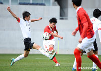 後半開始早々に川崎 健太郎（名古屋Ｕ１８#4）のゴールで1点差に追い上げる【Ｊリーグインターナショナルユースカップ 名古屋Ｕ１８vs浦和ユース】