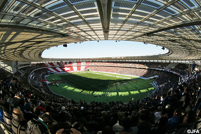 大観衆が詰めかけ、熱気あふれる味の素スタジアム【天皇杯 決勝 浦和vsＧ大阪】（1/15）