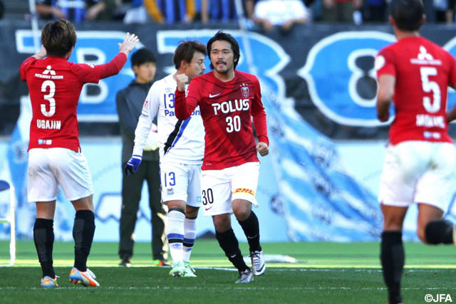 ゴール前のこぼれ球を豪快に蹴り込み、同点とした興梠　慎三（浦和）【天皇杯 決勝 浦和vsＧ大阪】（7/15）