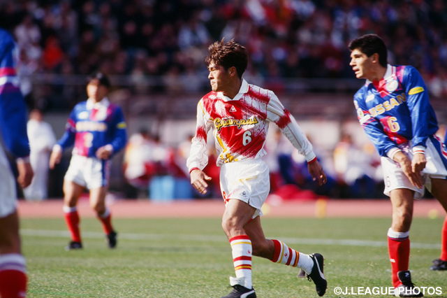 岡山 哲也の先制ゴールで名古屋が試合を優位に展開【1996年 横浜Ｍvs名古屋】