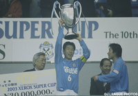 キャプテンとして磐田を牽引した服部 年宏(#6 磐田)【2003年 磐田vs京都】