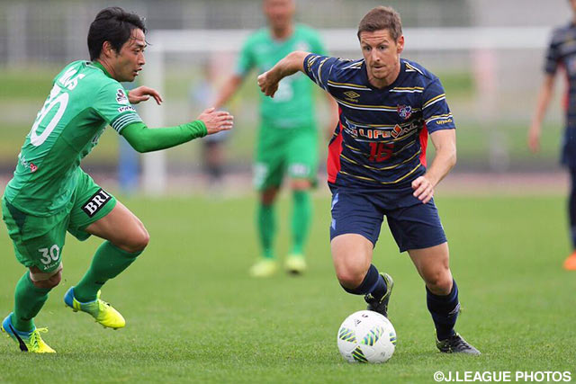 決勝点の起点となったネイサン　バーンズ（FC東京）【ＪＳＮＹＣ２０１６ FC東京vs東京Ｖ】（6/9）