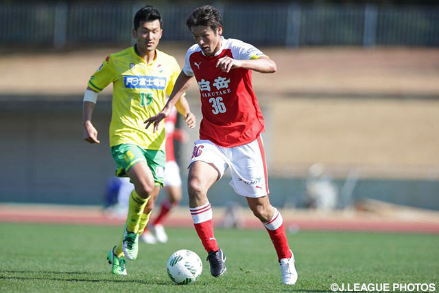 古巣を相手に奮闘し、前線で起点となった巻（熊本）【ＪＳＮＹＣ２０１６ 熊本vs千葉】（4/9）