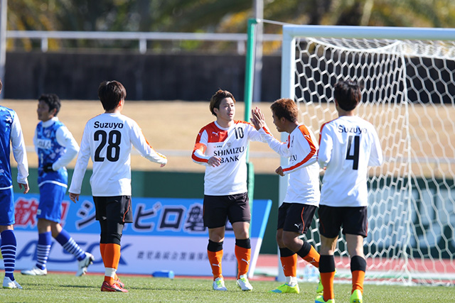 30分に追加点となるゴールを決めた大前（清水）【ＪＳＮＹＣ２０１６ 清水vs鹿児島】（4/9）