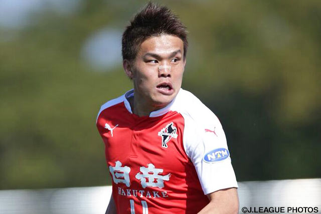 ポスト直撃の一撃など福岡ゴールを再三脅かした平繁（熊本）【ＪＳＮＹＣ２０１６ 福岡vs熊本】（8/9）