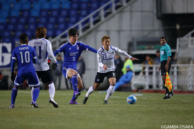 中盤で異彩を放った井手口 陽介（Ｇ大阪）。若者らしからぬ落ち着き払ったプレーを披露【ＡＣＬ GS MD1 水原三星vsＧ大阪】