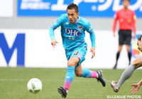 鋭いクロスで先制点をアシストした吉田 豊（鳥栖）【明治安田Ｊ１ 1st 第1節 鳥栖vs福岡】