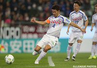 集中した守備で完封勝利に貢献した山本 英臣（甲府）【明治安田Ｊ１ 1st 第1節 神戸vs甲府】