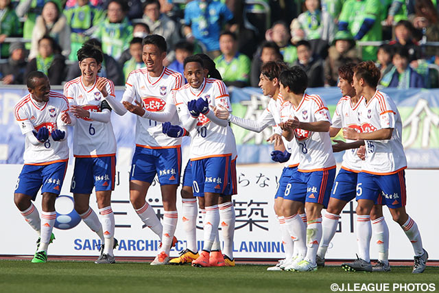 ラファエル シルバ（#10）のゴールで試合の均衡を破った新潟【明治安田Ｊ１ 1st 第1節 湘南vs新潟】