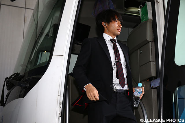 出場が危ぶまれた柴崎 岳（鹿島）もしっかりと登場。先発出場が発表された【明治安田Ｊ１ 1st 第1節 Ｇ大阪vs鹿島】