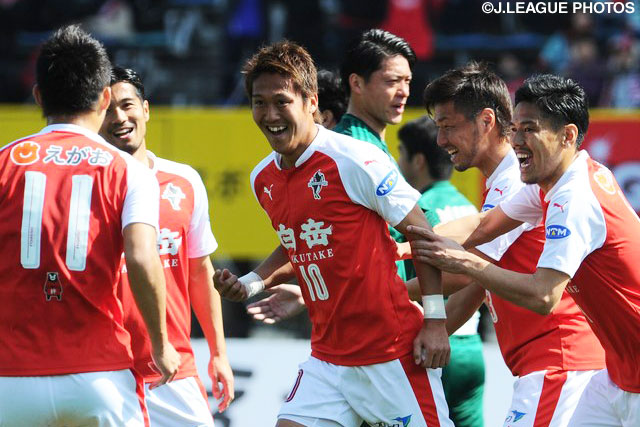 決勝点となるPKを決めた清武 功暉（熊本）【明治安田Ｊ２ 第1節 熊本vs松本】