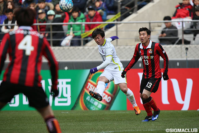 正確なキックでFKから先制点をアシストした清水 航平（広島）【ＡＣＬ GS MD2 FCソウルvs広島】
