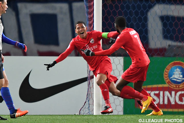 波状攻撃から頭で先制点を押し込んだグエン アイン ドゥックク（ビンズオン）【ＡＣＬ GS MD2 FC東京vsビンズオン】