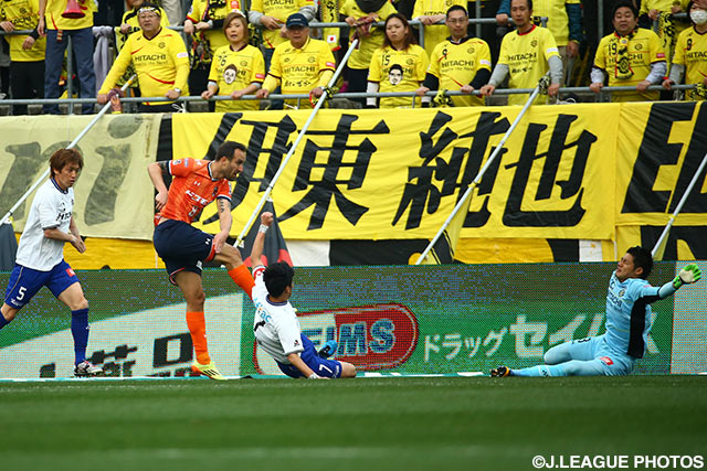 ドラガン ムルジャ（大宮）はこの日2得点をマーク【明治安田Ｊ１ 1st 第2節 大宮vs柏】