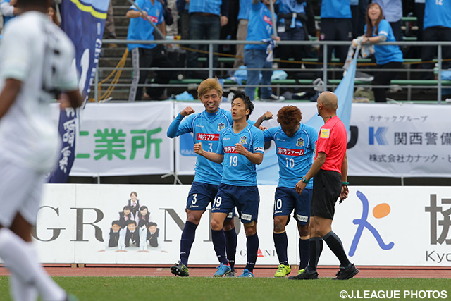 開幕戦に続きゴールを決めた仲間 隼斗（讃岐）【明治安田Ｊ２ 第2節 讃岐vs東京Ｖ】