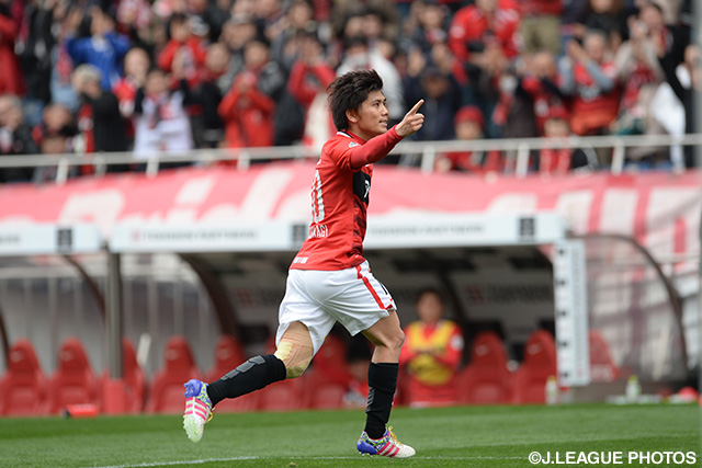待望の同点ゴールを決めた柏木 陽介（浦和）【明治安田Ｊ１ 1st 第2節 浦和vs磐田】