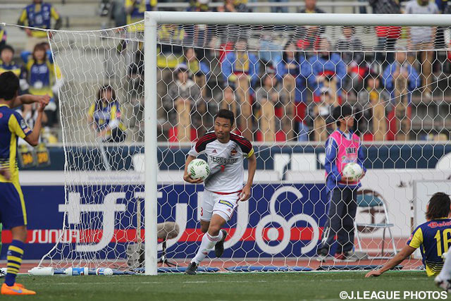 前半終了間際に1点を返した作田 裕次（金沢）【明治安田Ｊ２ 第2節 群馬vs金沢】