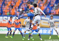 アグレッシブなプレーで2試合連続得点を狙った永井 龍（長崎）【明治安田Ｊ２ 第2節 長崎vs清水】