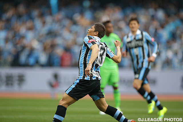 Ｊ１通算157得点をマークし、佐藤　寿人（広島）、中山　雅史氏に並んだ（2016年3月5日）【大久保　嘉人 157の軌跡】