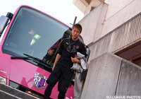 スタジアム入りする柿谷　曜一朗【明治安田Ｊ２ 第3節 Ｃ大阪vs群馬】