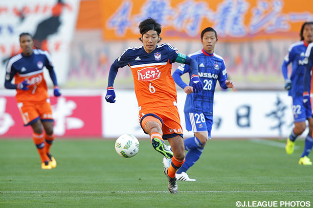 ショートコーナーからのクロスで同点弾を呼び込んだ小林 裕紀（新潟）【明治安田Ｊ１ 1st 第3節 新潟vs横浜FM】