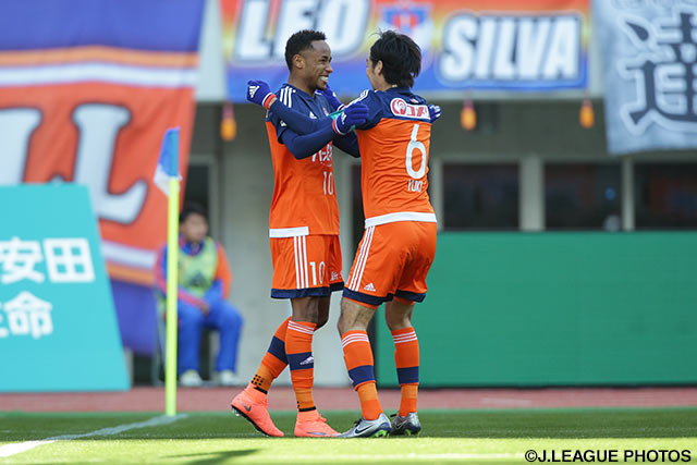 同点ゴールを奪い、3試合連続得点のラファエル シルバ（新潟）【明治安田Ｊ１ 1st 第3節 新潟vs横浜FM】