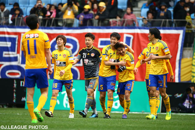 鹿島の猛攻を凌いだ仙台守備陣【明治安田Ｊ１ 1st 第3節 仙台vs鹿島】