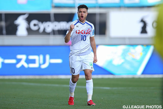 先制点を奪取し、今季3得点のクリスティアーノ（甲府）【明治安田Ｊ１ 1st 第3節 鳥栖vs甲府】