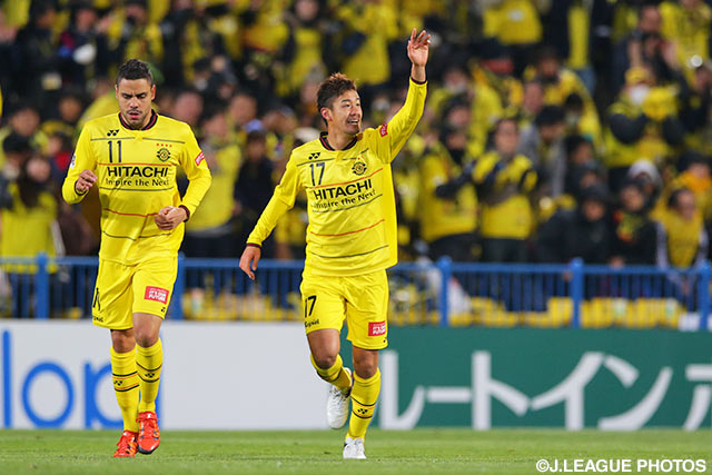 柏のＪ１ホーム通算500点目となる同点弾を決めた秋野 央樹（柏）【明治安田Ｊ１ 1st 第3節 柏vs磐田】