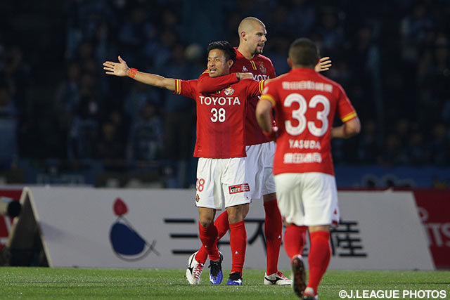 一気に前線へ駆け上がり同点ゴールを決めた松田 力（名古屋）【明治安田Ｊ１ 1st 第3節 川崎Ｆvs名古屋】