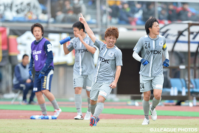 89分に均衡を破った前山 恭平（秋田）【明治安田Ｊ３ 第1節 福島vs秋田】