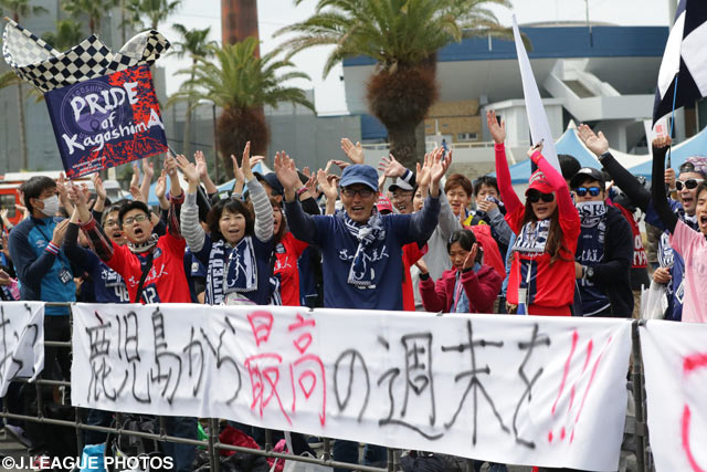 記念すべきＪリーグ初戦。応援も熱くなります【明治安田Ｊ３ 第1節 鹿児島vs富山】