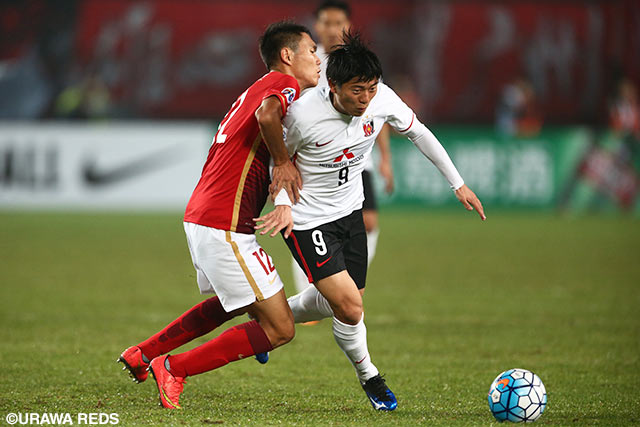 相手GKのミスを突き、反撃の1点を決めた武藤 雄樹（浦和）【ＡＣＬ GS MD3 広州恒大vs浦和】