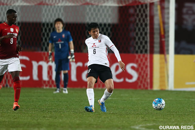 広州恒大攻撃陣と激しい戦いを繰り広げた遠藤 航（浦和）【ＡＣＬ GS MD3 広州恒大vs浦和】